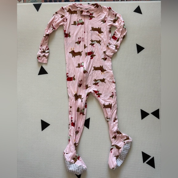Carter’s|Baby girl footsie pajamas in dog Christmas print,novelty•••24M,bamboo - Picture 3 of 4